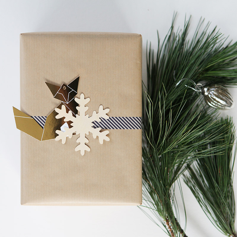 Simple gift wrap idea for Christmas