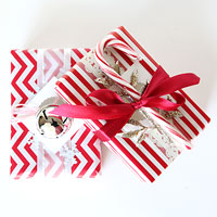 Layered gift wrapping