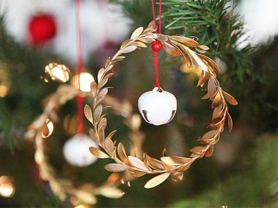 Jingle Mingle: leaf and jingle bell ornaments