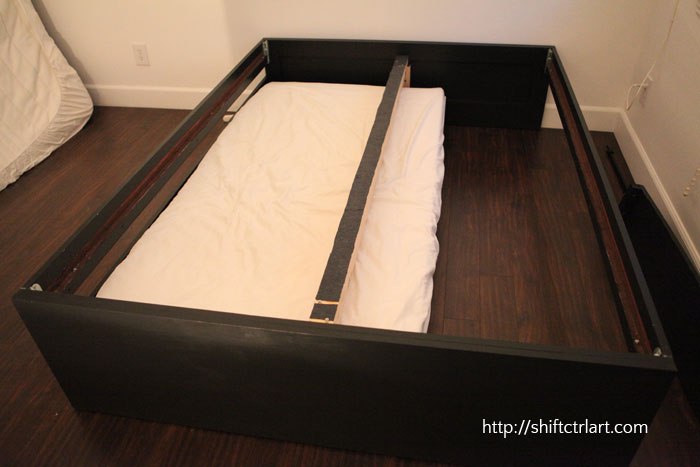 Build A Queen Bed With Twin Trundle, Can I Put A Trundle Under Queen Bed Frame