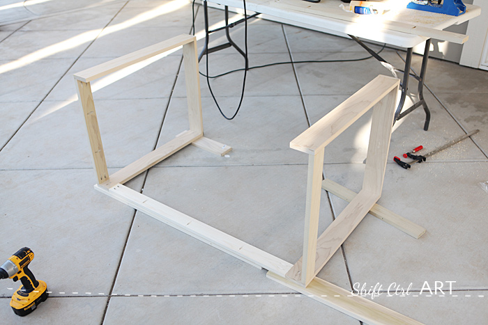 How to build a white modern desk with miter saw and kreg jig 1