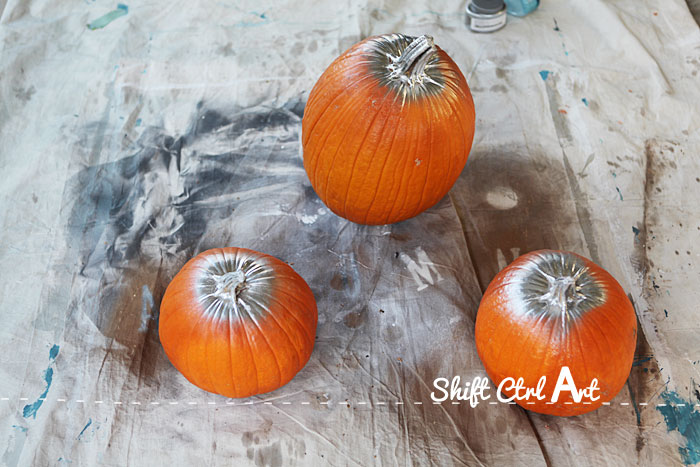 Silver leaf pumpkin halloween door decor 1