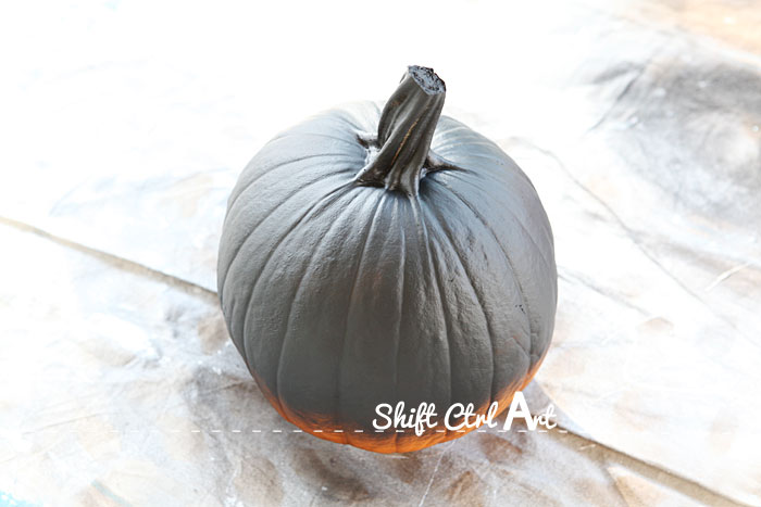 Silver leaf pumpkin halloween door decor 1