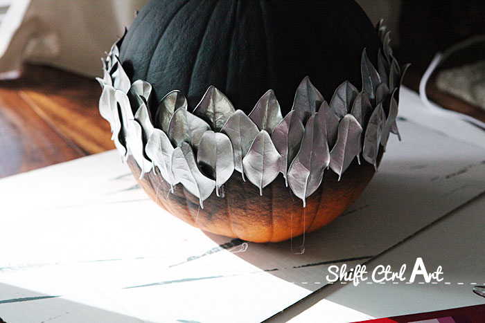 Silver leaf pumpkin halloween door decor 1