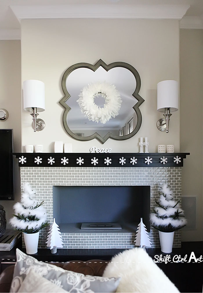 Deck the halls snowflake garland