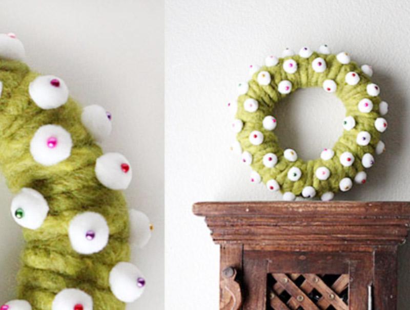 Wool-wreath dressed up.