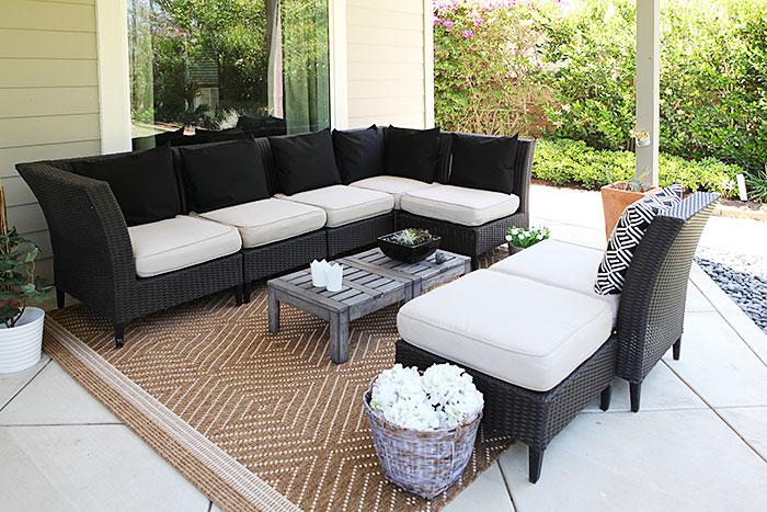 Patio lounge - new rug, pillows and forever succulent